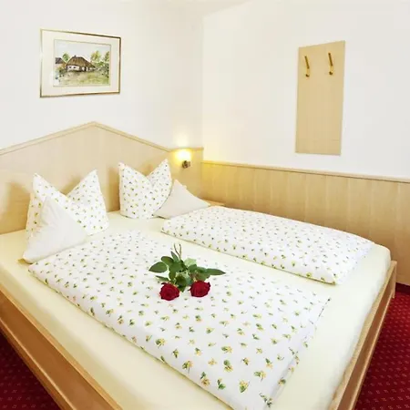 Restaurant Fruehlingsgarten Otel 3*