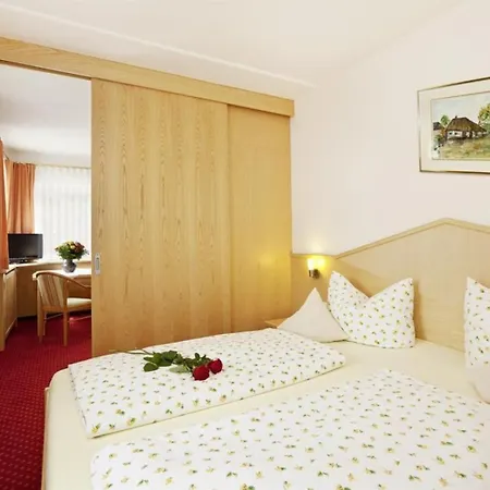 Hotel Restaurant Fruehlingsgarten 3*