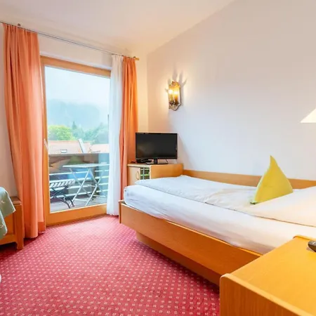 Restaurant Fruehlingsgarten 3*