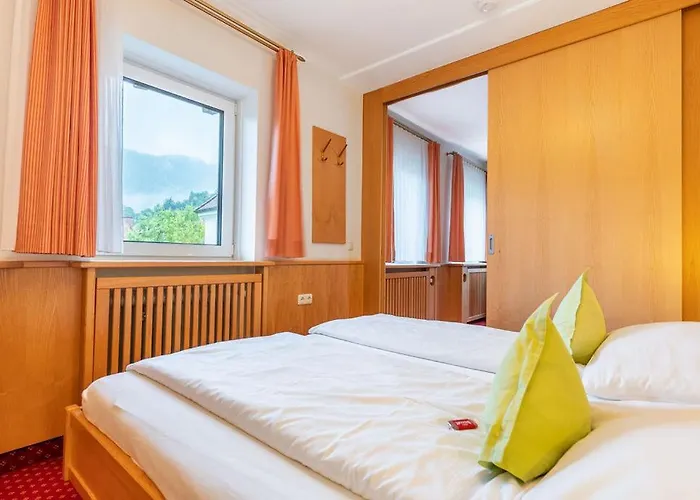 Restaurant Fruehlingsgarten 3*